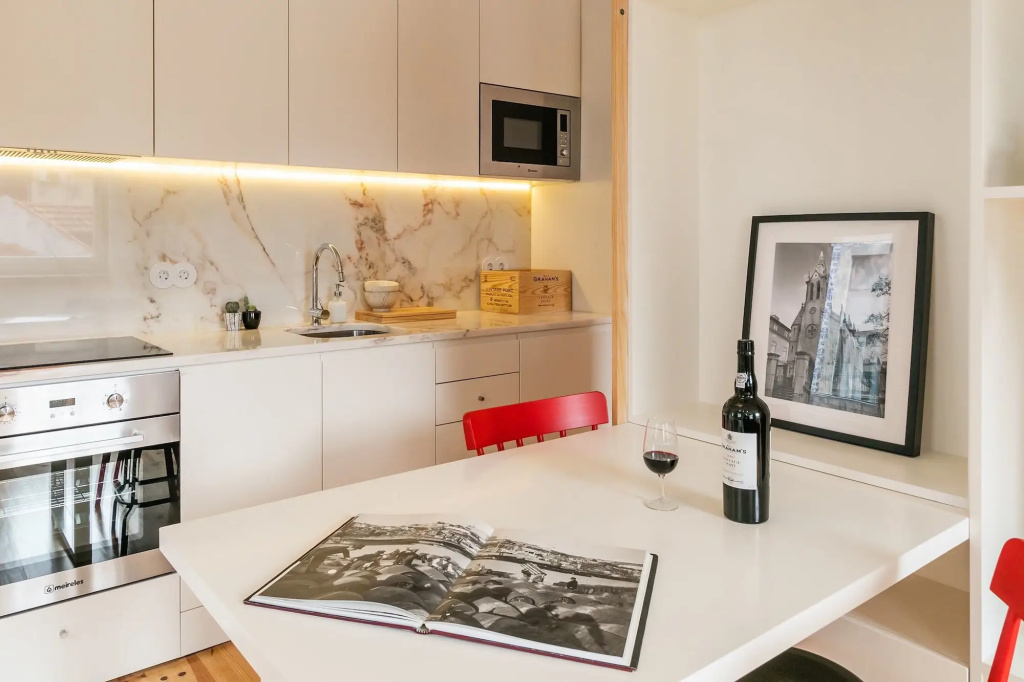 Indulge Porto Flats
