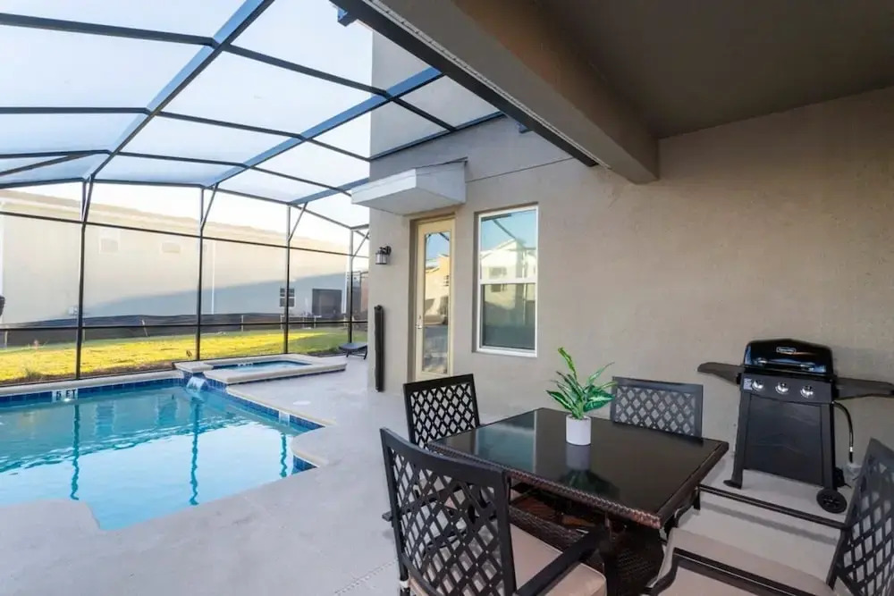 Spacious Comfy Retreat Prime Location Amazing