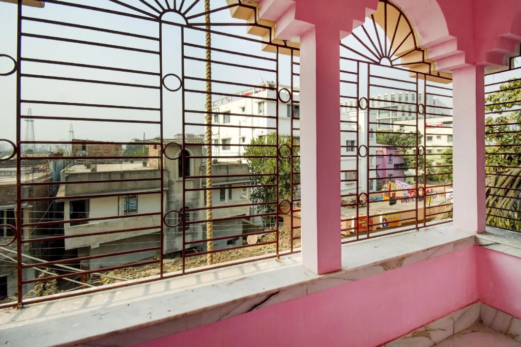OYO 78559 Bliss Palace
