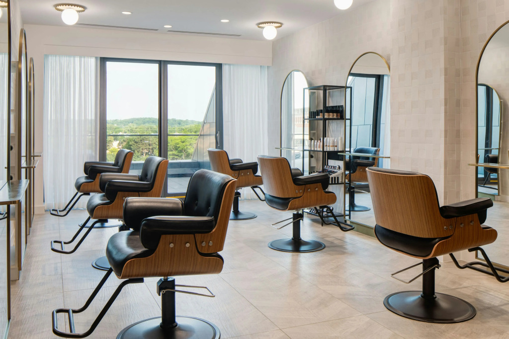 Amway Grand Plaza Hotel, Curio Collection by Hilton