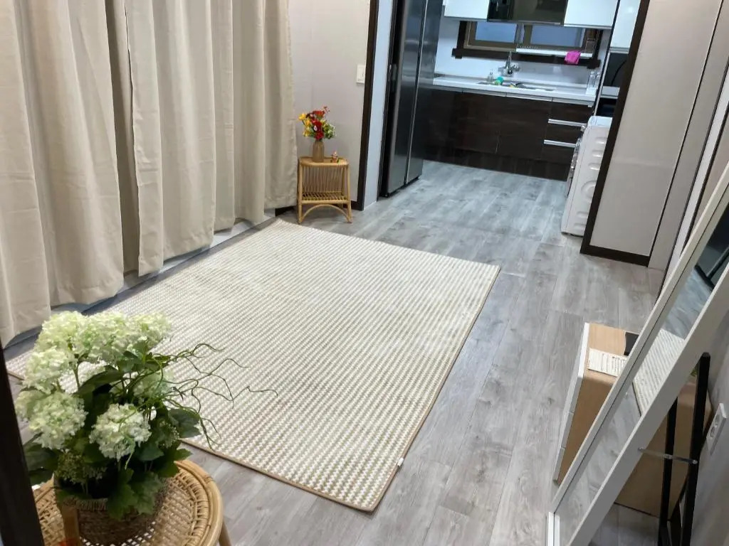 Cozy Sinchon 2548