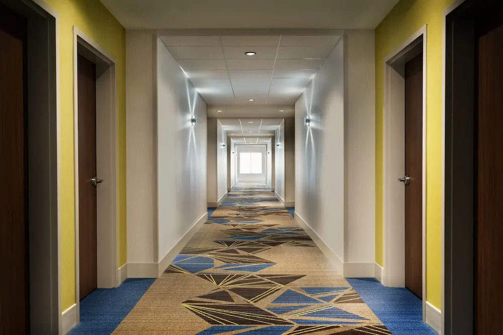 Holiday Inn Express & Suites Findlay North by IHG