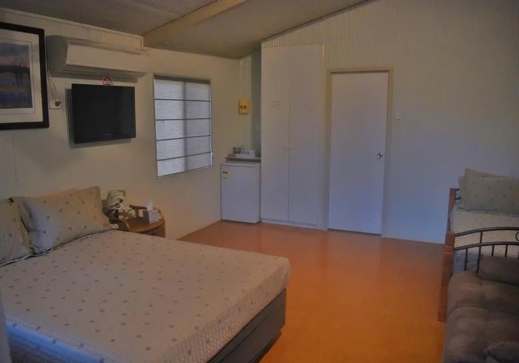 Parry Creek Farm Tourist Resort & Caravan Park