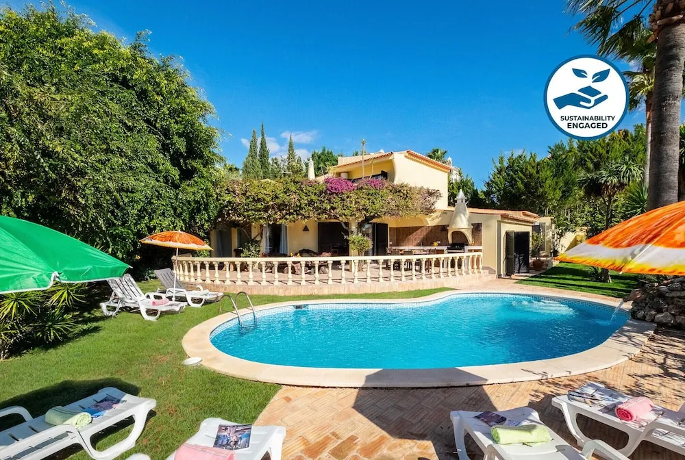 Villa Bantayan - Tranquilidade, Piscina e BBQ em Albufeira