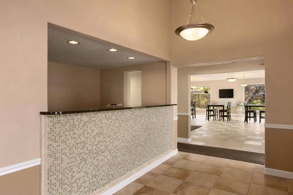 The Suite Inn