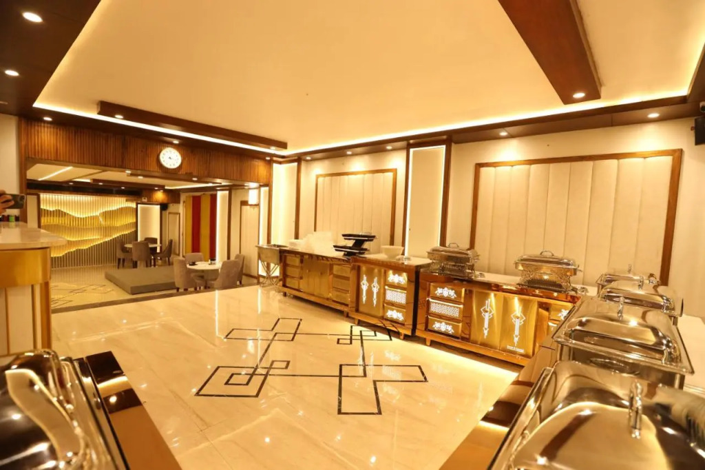 Hotel Lavit Couple Friendly near Faridabad Metro station