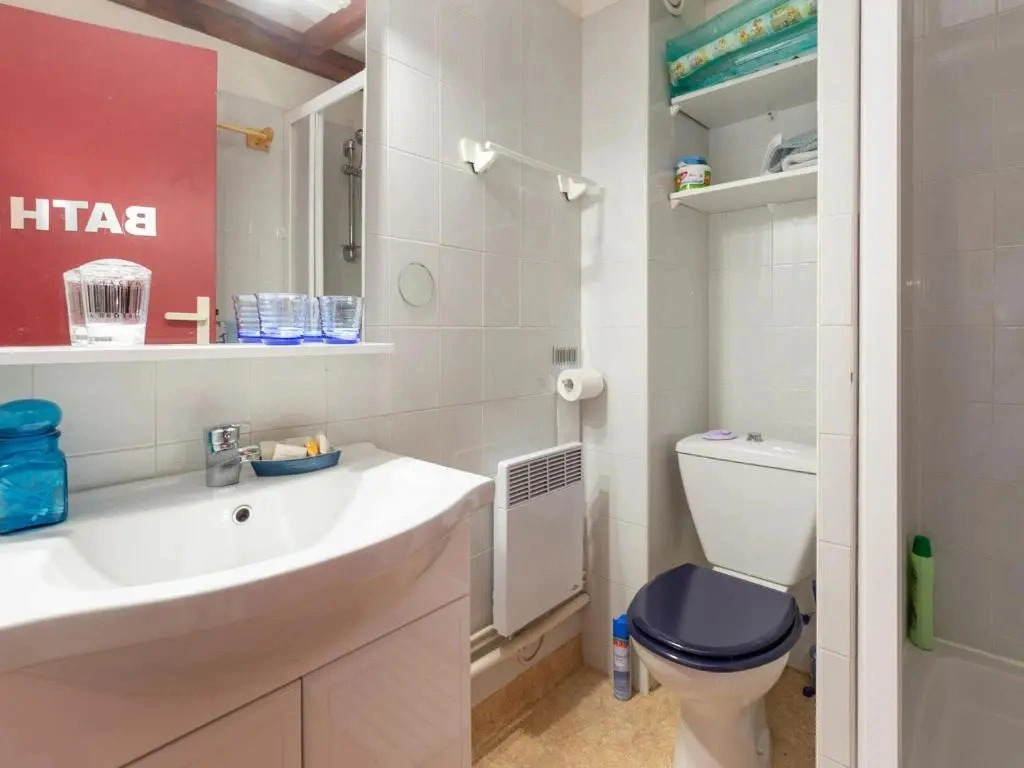 Villa Mitoyenne avec Jardin, Proche Plage à Seignosse, Piscine, Parking Privé et Wifi - FR-1-239-421