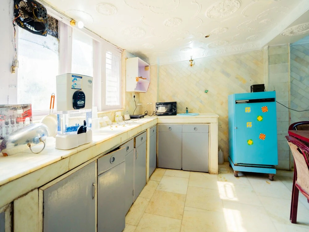 Home Royal Wood by OYO Rooms