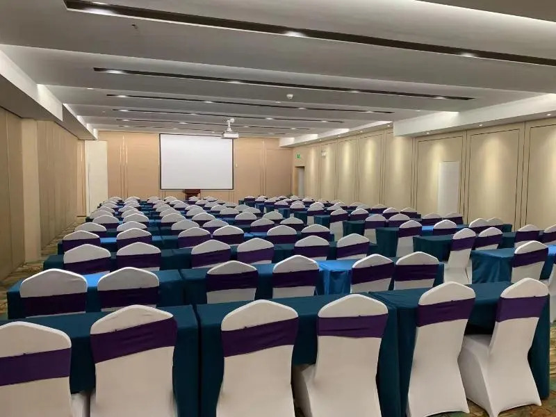 Ji Hotel (Nanjing Hexi Expo Center)