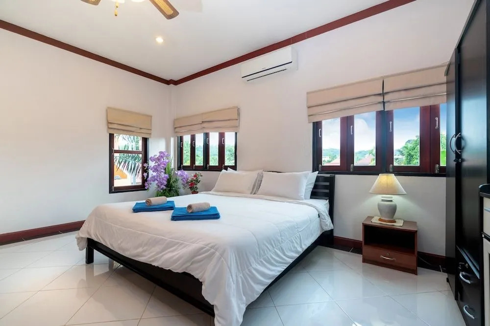 Naiyang Beach Private Pool Villa