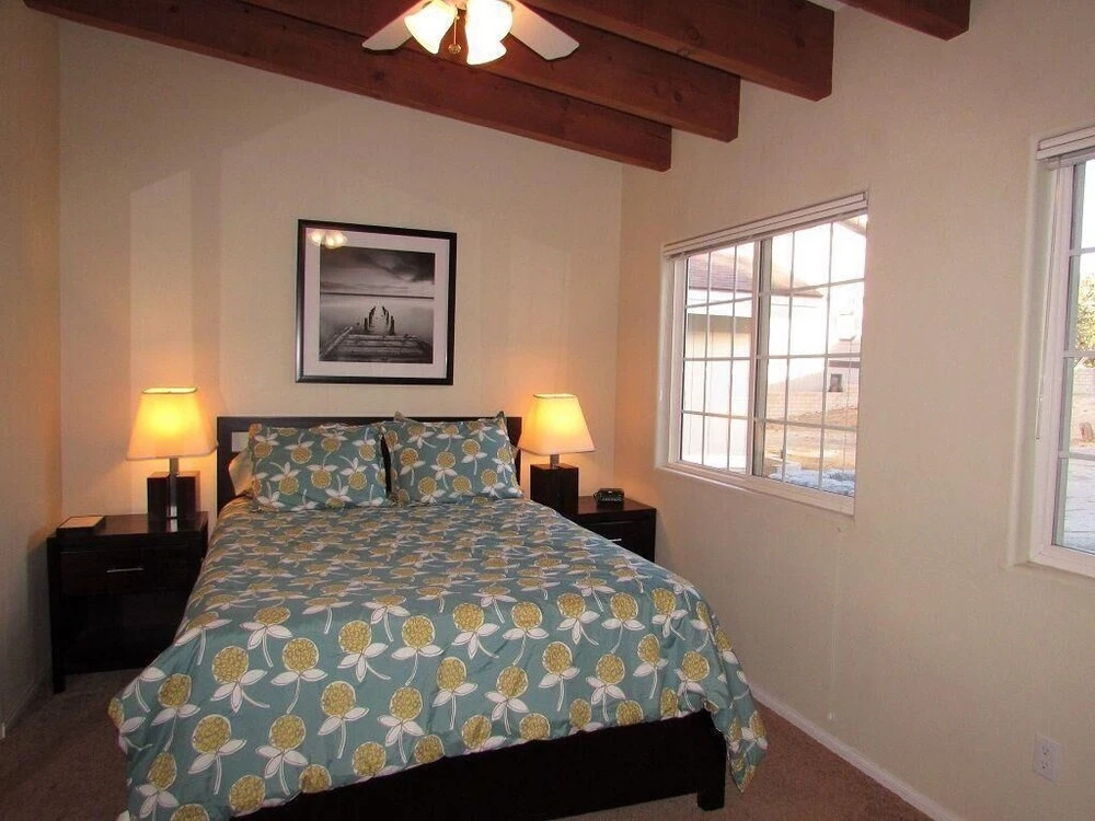 032 - Lakefront Village Escape - Big Bear Getaway