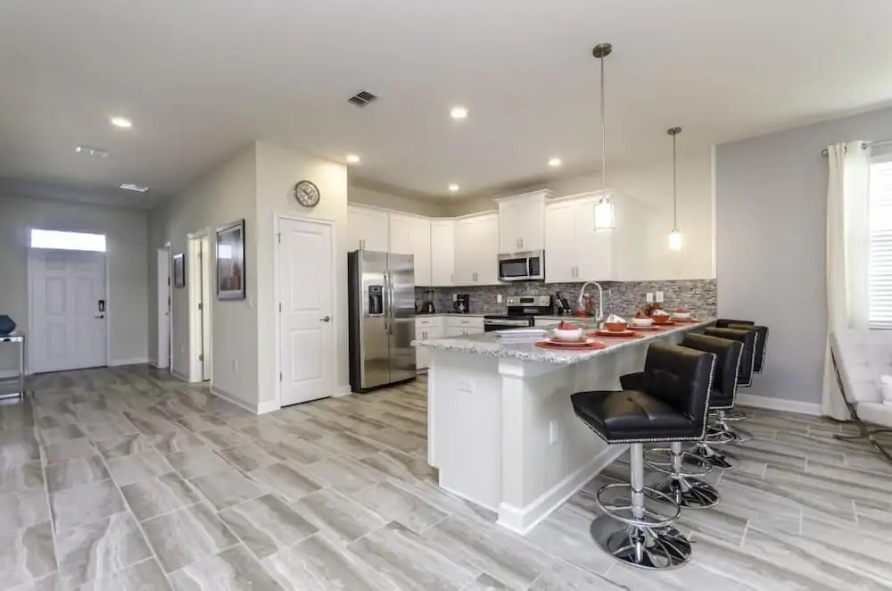8-Bedroom Villa in Davenport 1567OL