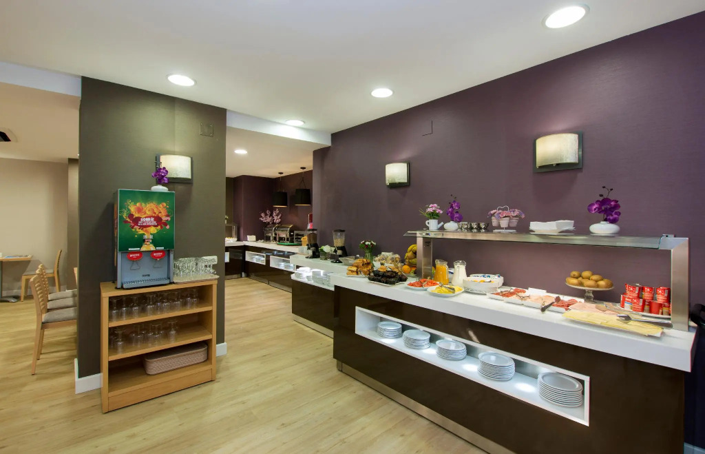 Hotel Apartamentos Pyr Fuengirola
