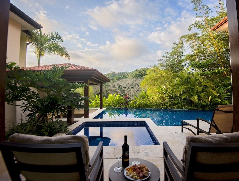 Casa Aurora 5 bdr Private Pool in Los Sueños