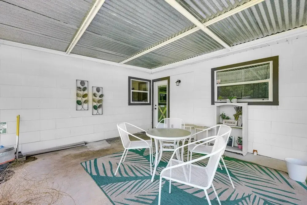 San Antonio Home, 2 Mi to Airport - Pets Welcome!
