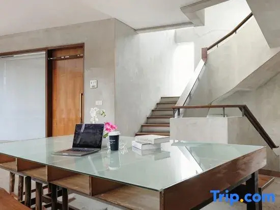 Urbanview Hotel the Lodge Karawaci