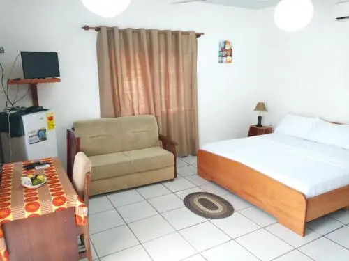 Brenu Beach Lodge