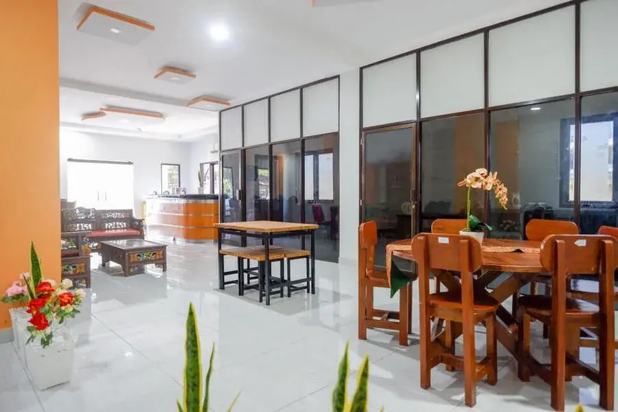 Hotel Magellona Makassar Mitra RedDoorz