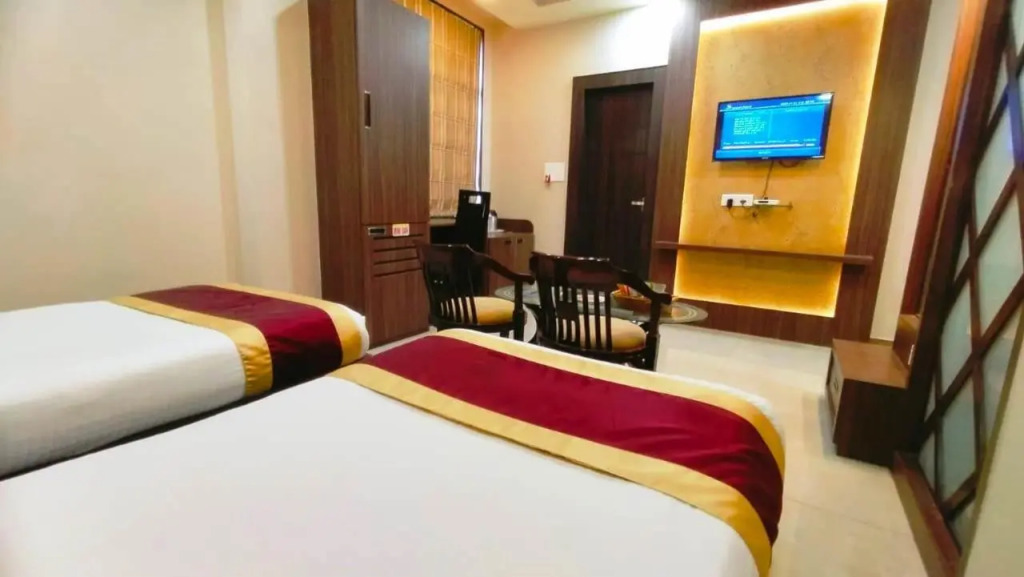 Hotel Ozas Grand