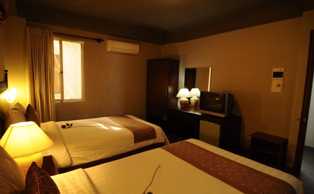 Tulip Hotel