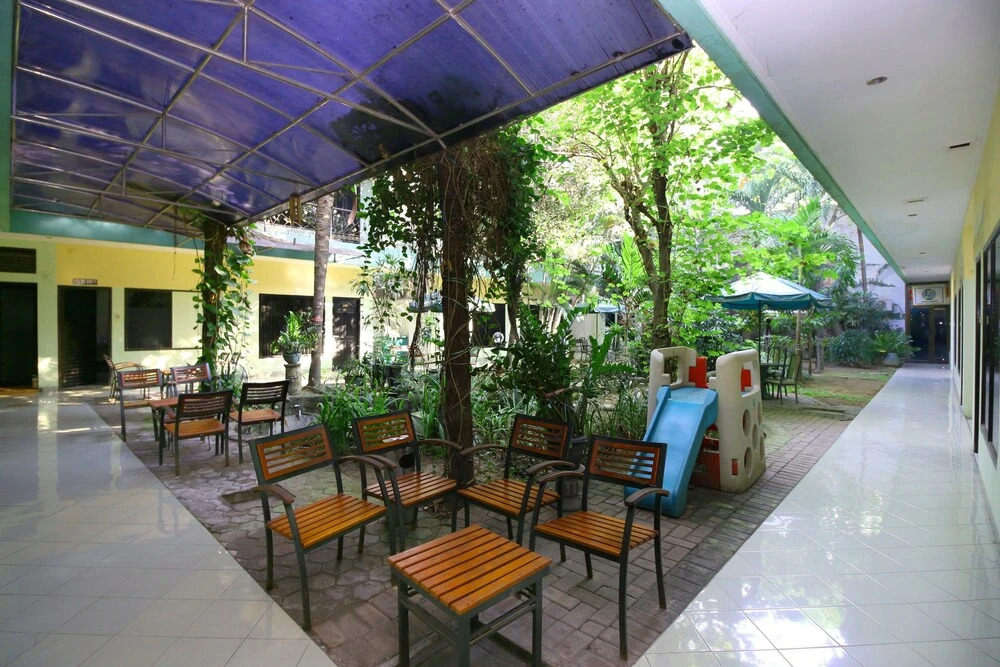 Airy Syariah Bandara Juanda Raya 22 Sidoarjo