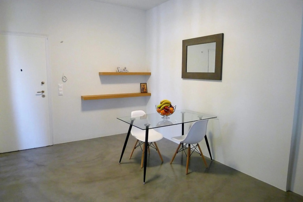 Deluxe Apartment in Vouliagmeni