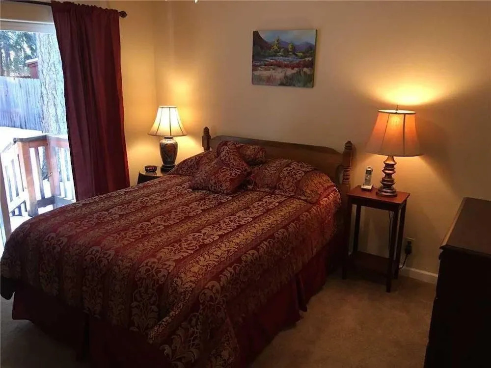 1267 Dedi - 3 Br Home