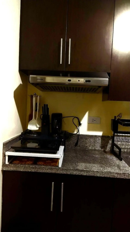 A Refreshing Condo Unit Near BGC, Ortigas & Makati with NETFLIX and WiFi