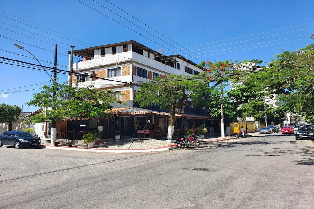 OYO Loretis Hotel