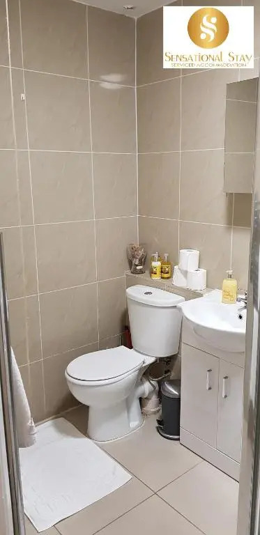 2 Bedroom Apt at Sensational Stay Serviced Accommodation - Kilburn High Road