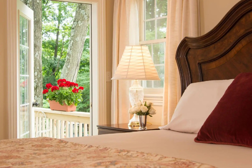 Caldwell House Bed and Breakfast