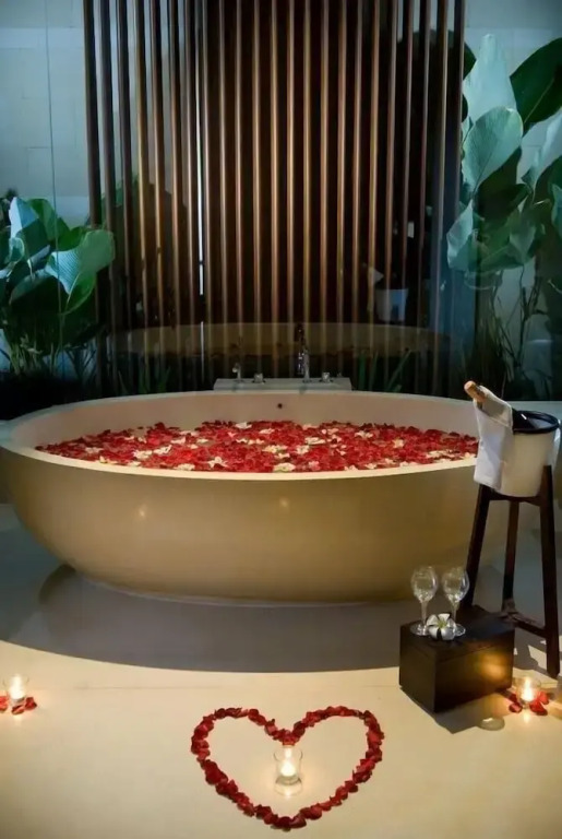 Lamour Hotel