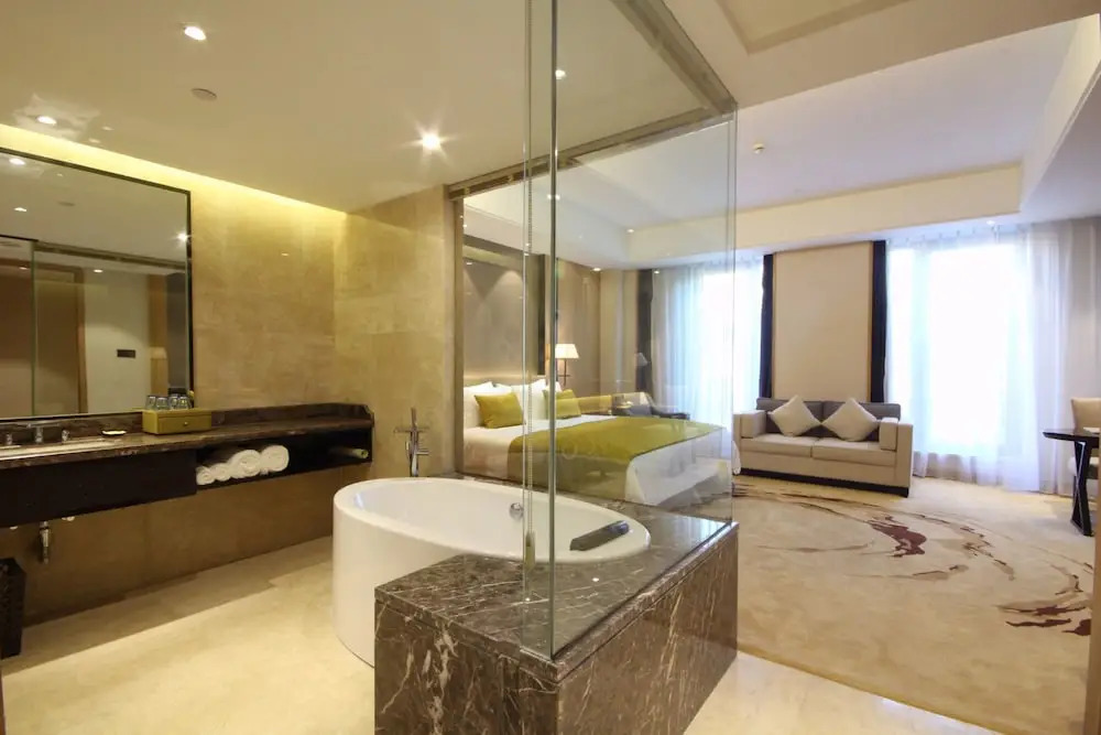 Qiandao Lake Pearl Peninsula Hotel
