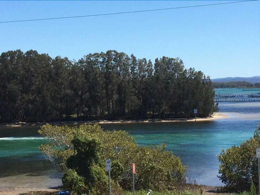 Wallis View - Lakeside Family Retreat