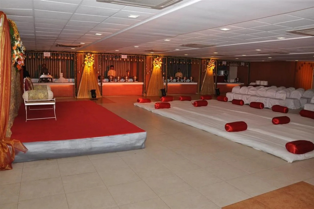 Krishna Palace Hotel