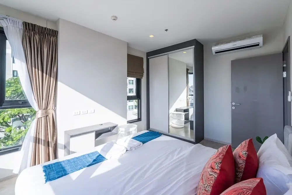 Central Pattaya Residence-The Base Condo