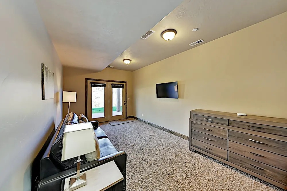 1482hd5m 3 Bedroom Townhouse