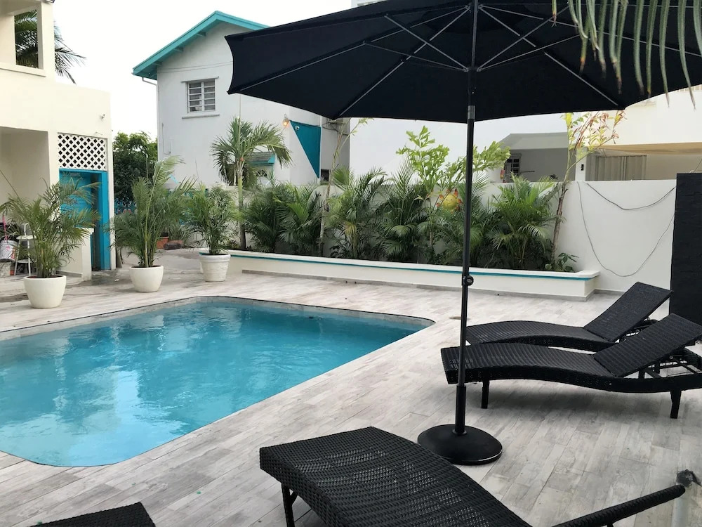 Turquoise Shell Inn