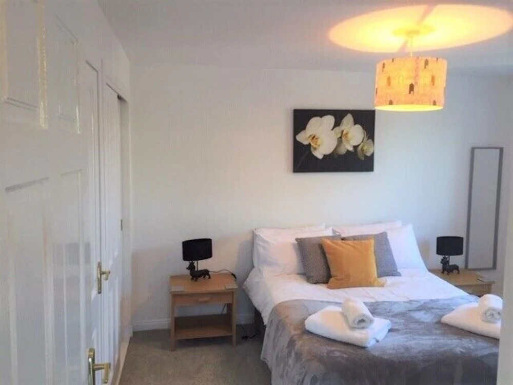 Wellingtonia Court Apartment