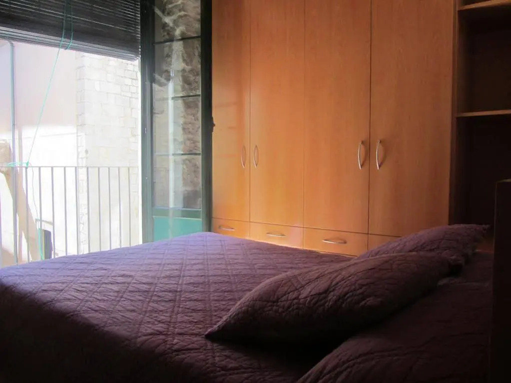 Sleepin Girona