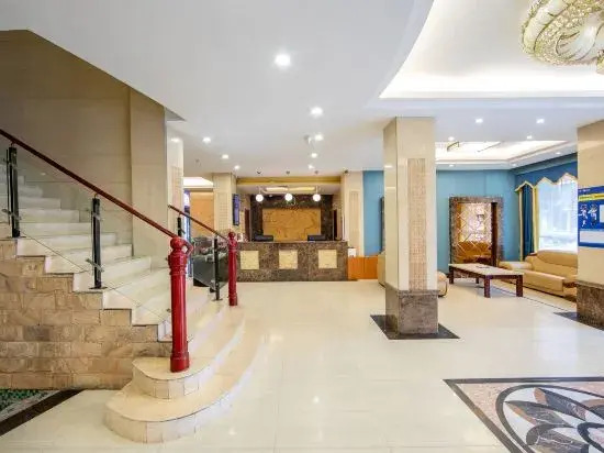 Yilu·Fengqing Business Hotel