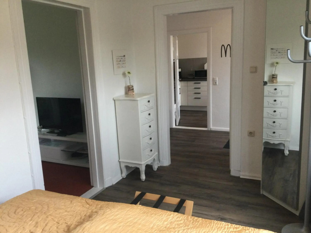 Ferienhaus Us lütt Hus und das Zimmer Linde im Haupthaus