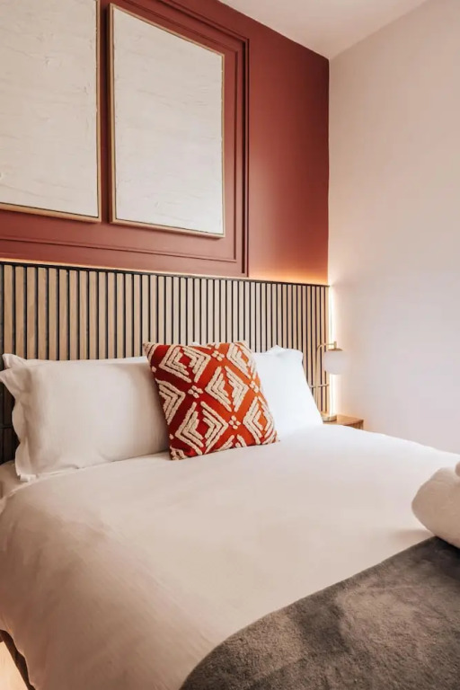 Cosy and Modern Duplex in the Heart of Earls Court