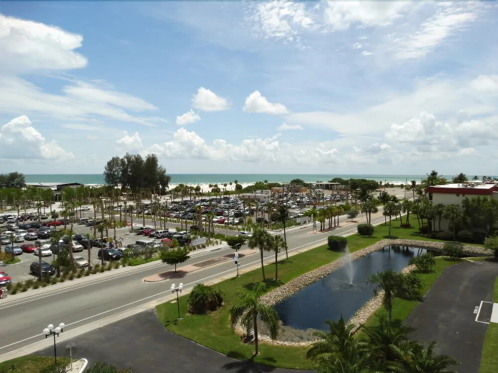 1001 Beach Condo E-502 65 2 Bedrooms 2 Bathrooms Condo