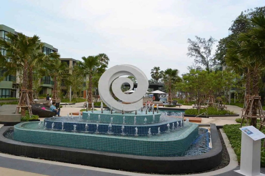 LPN Park Beach Cha-am Beachfront