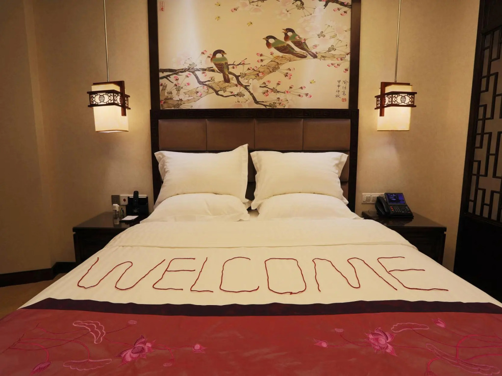 Yangzhou Chenmao Jingjiang Hotel