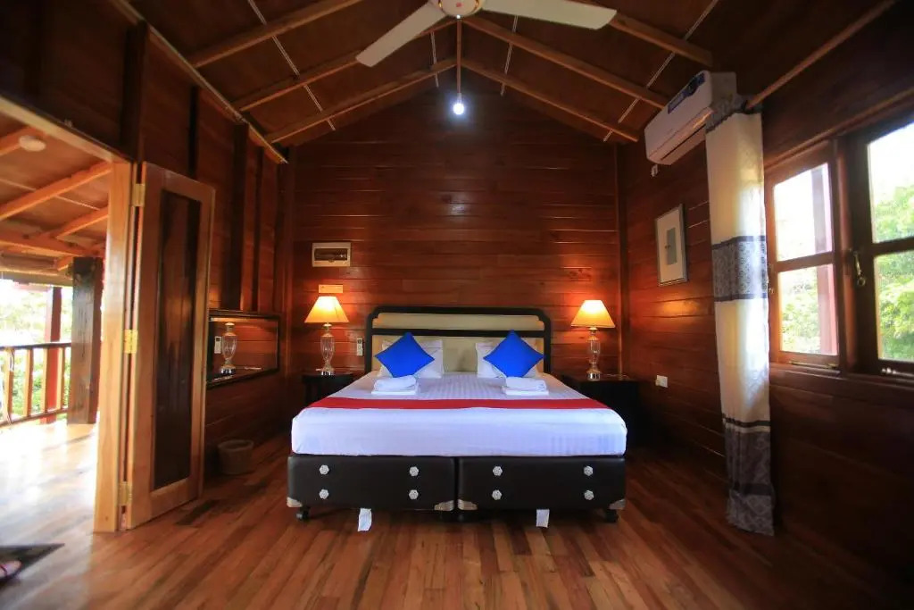 Jungle Hut Resort Sigiriya