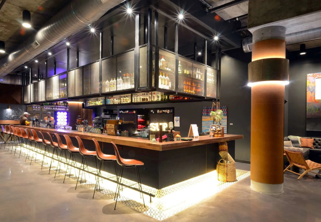 MOXY Denver Cherry Creek