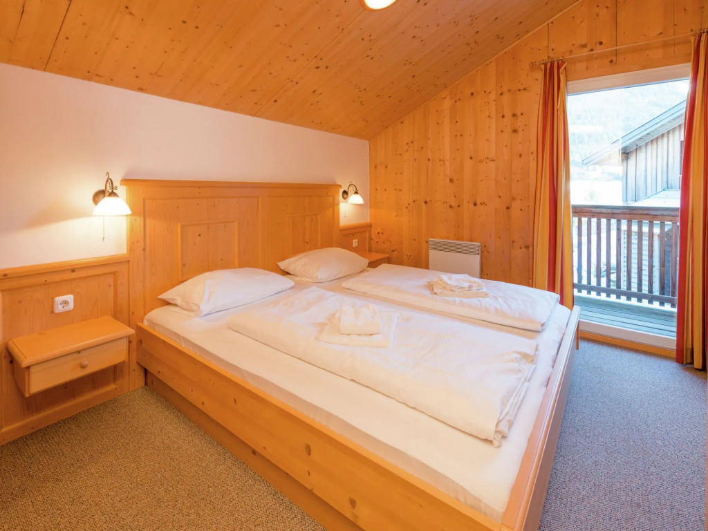 Chalet in Annaberg-lungotz With a Community Pool
