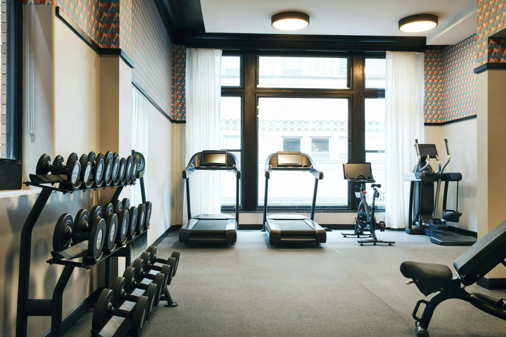 Kinley Cincinnati Downtown, a Tribute Portfolio Hotel